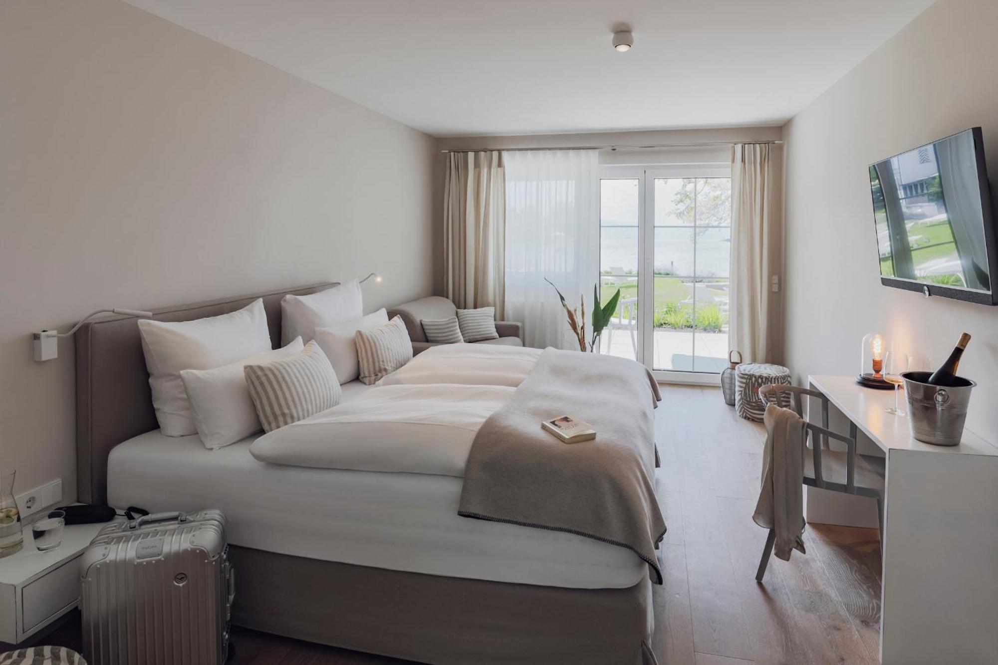 Caraleon Hotel 4*